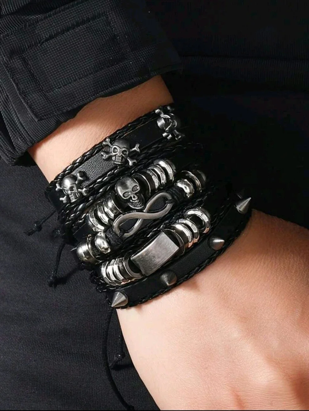 Black Layered Men’s Leather Bracelet Set - 30 Pieces MIX